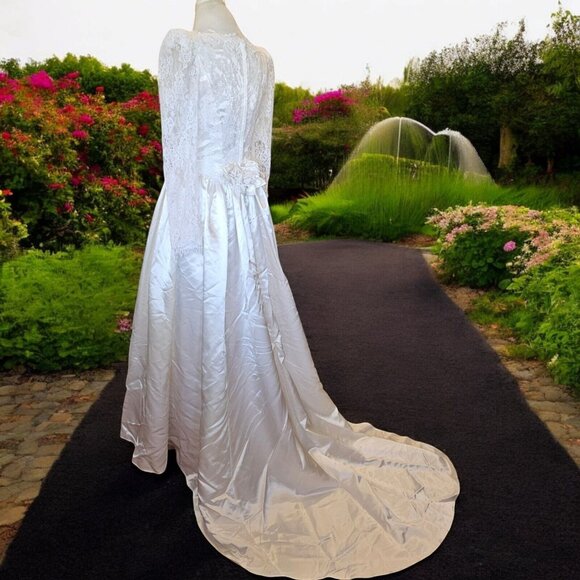 Jessica Mcclintock 90s White Wedding Dress Lace Embellished Long Sleeve Size 7/8 - Picture 3 of 16